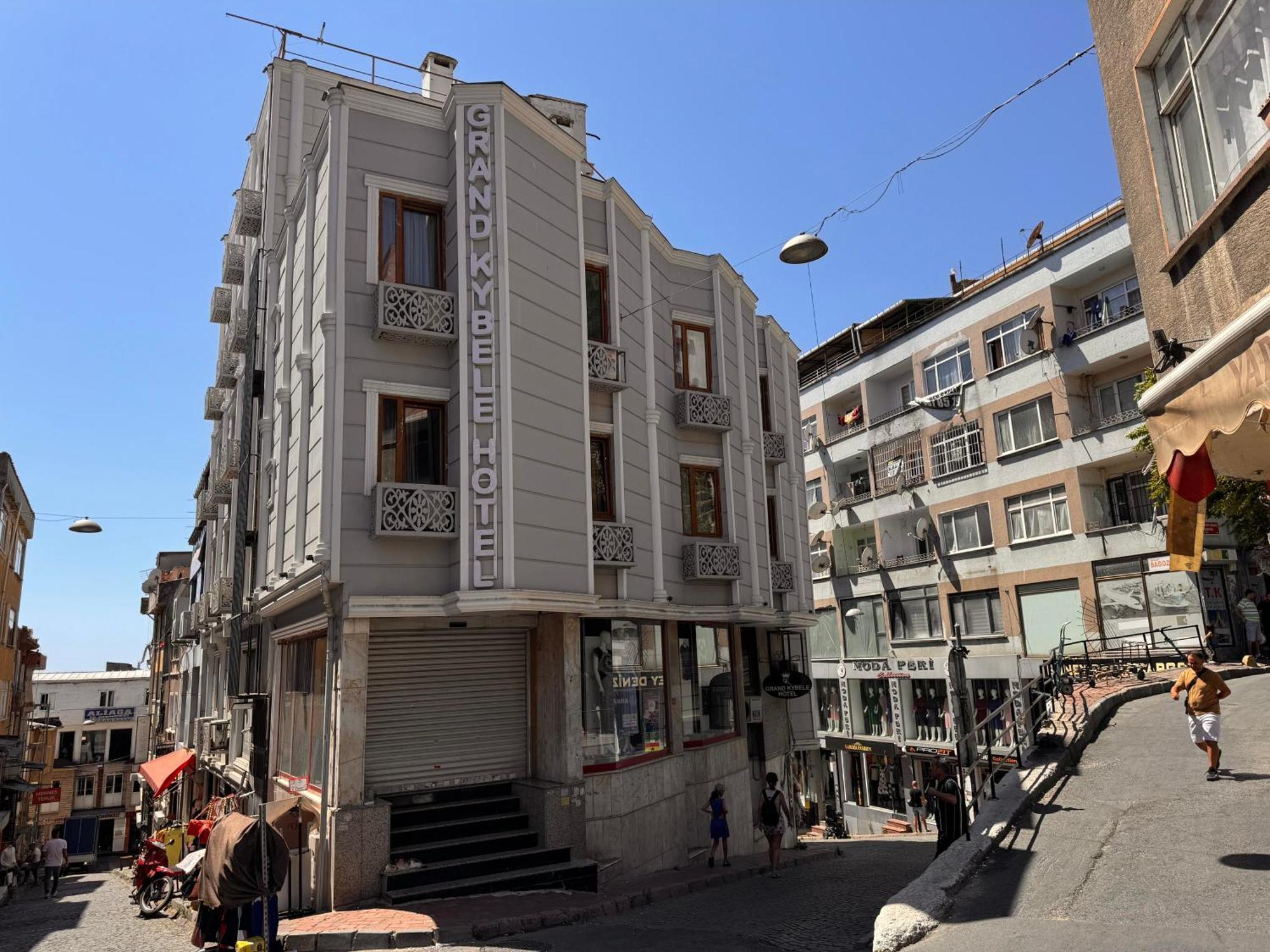 Grand Kybele Hotel Istanbul Exterior foto