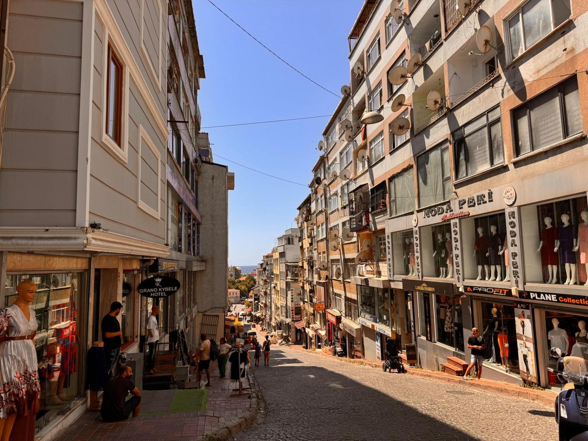 Grand Kybele Hotel Istanbul Exterior foto